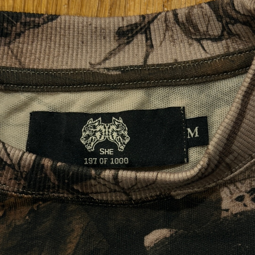 Darc Sport Camouflage Long Sleeve Crop Top - Picture 2 of 3